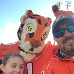 Meet your Posher, Josh